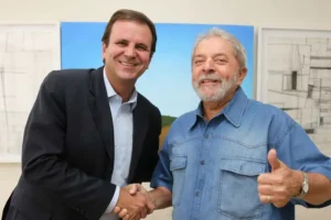 Lula diz que Eduardo Paes tem seu apoio, mas que é preciso 'construir chapa forte'