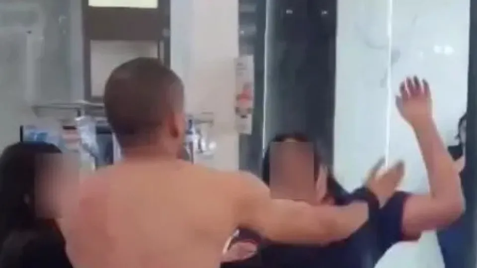 MG: Influencer e pré-candidato do MBL agride e apanha de gerente de loja