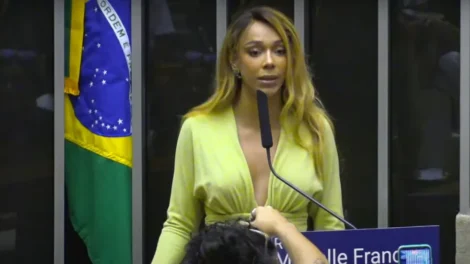 MPF pede condenação de Ratinho e SBT por falas contra Erika Hilton 