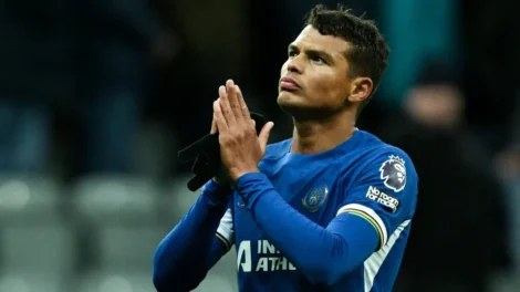 Mãe de Thiago Silva morre cinco dias após jogador perder o sogro