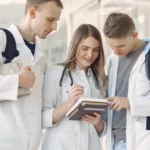 Medicina tem explosão de vagas não preenchidas na 1ª chamada após mudanças no Sisu