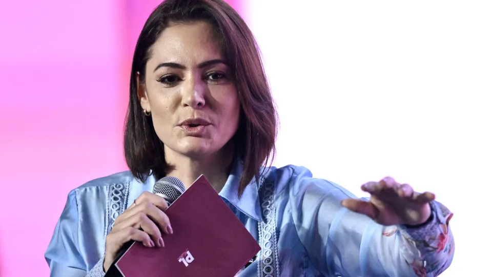 Michelle quer novo encontro com Moraes para pedir domiciliar a Bolsonaro