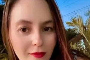 Mulher morre e mais de 100 passam mal após comer em pizzaria no sertão da Paraíba