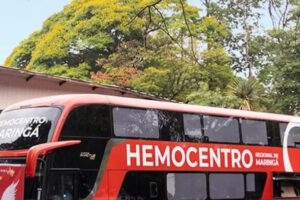 Ônibus do Hemocentro coleta doações de sangue nesta quinta (26) em frente à Acim
