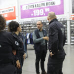 Operação apreende mais de 3,4 mil produtos falsificados em loja de Maringá; duas pessoas foram presas