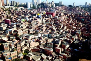 Operação em Paraisópolis prende 14 suspeitos de quadrilha de roubos a casas