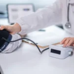 Os segredos de um cardiologista para conseguir baixar a pressão arterial