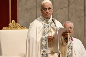 Papa não quer que padres usem IA para escreverem sermões