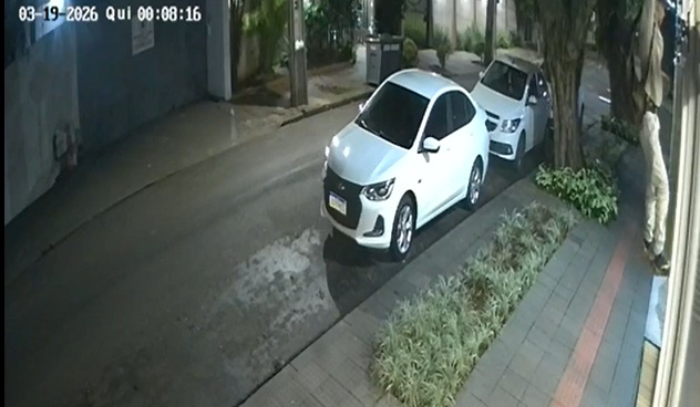 Polícia Civil divulga imagens de suspeito de furtar apartamento na Zona 7, em Maringá