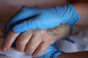 Polícia indicia enfermeiros acusados de matar pacientes no DF