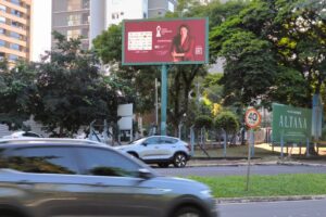 Prêmio ACIM Mulher ganha visibilidade em Maringá com exibição nos painéis de LED da Triunfo OOH