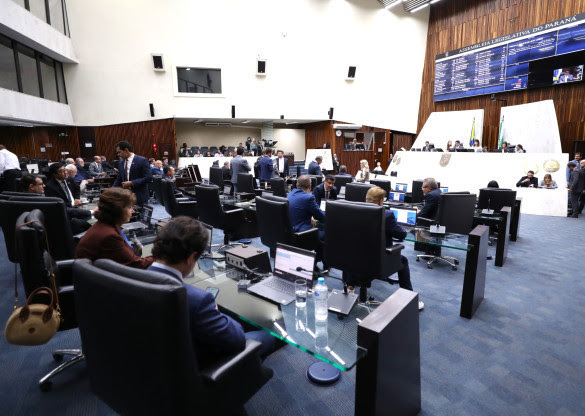 Projeto que altera regras para desestatização da Celepar avança na Assembleia Legislativa