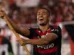 Samuel Lino deixa rótulos para trás e vive fase artilheira pelo Flamengo