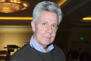 Stephen Hibbert, ator que viveu o Gimp no filme 'Pulp Fiction', morre aos 68 anos