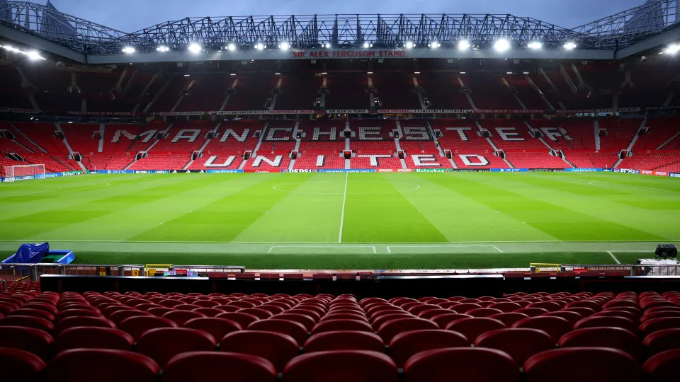 Torcedor do United perde lugar da família após 77 anos no estádio