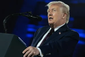 Trump cogita assumir controle do petróleo do Irã em meio à guerra