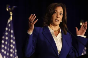 "Trump está arrastando EUA para guerra que o povo não quer", diz Kamala