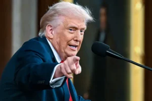 Trump quer estar envolvido na escolha do novo líder do Irã