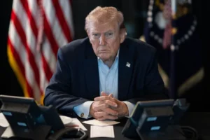 Trump vai reunir fabricantes de armas e cobrar 'armamento de ponta'