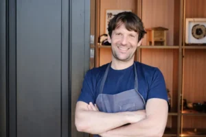 Um dos melhores chefs do mundo deixa Noma após denúncias de abusos