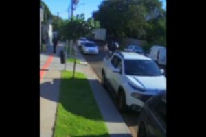 VÍDEO: Entregadora fica gravemente ferida após ser atropelada por empilhadeira em Maringá