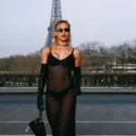 Virgínia Fonseca ousa com look transparente na Semana da Moda de Paris