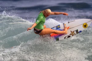 WSL cria convite de maternidade e anuncia volta de Tati Weston-Webb em 2027