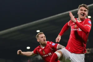 Wrexham vive conto de fadas hollywoodiano e sonha com a Premier League