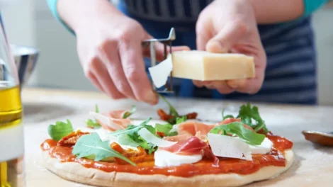 A massa de pizza que você faz no liquidificador em segundos