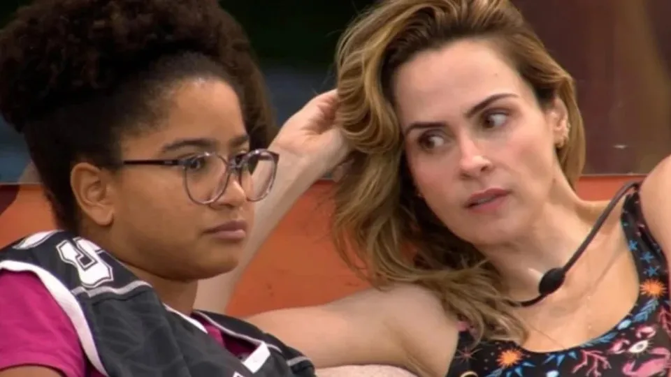 'Agora eu te entendo', diz Ana Paula, aos prantos, para Milena no BBB 26