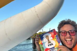 Álbum da Copa 2026 reacende febre das figurinhas em Maringá