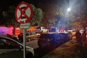 Após denúncias de perturbação de sossego, PM remove 14 veículos na Avenida Petrônio Portela