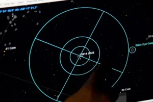 Asteroide a caminho da Terra pode acertar a Lua