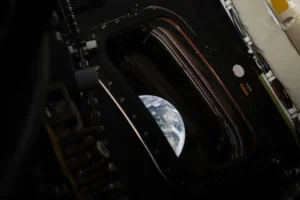 Astronautas a caminho da Lua estão 'na metade do caminho', diz Nasa