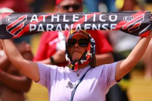 Athletico-PR aposta em fator casa contra a Chapecoense para se reabilitar no Brasileirão