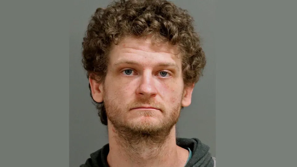 Ator de 'Jogos Vorazes' é preso acusado de tentativa de homicídio