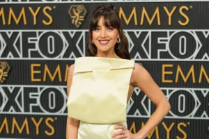 Aubrey Plaza anuncia gravidez aos 41 e chama momento de 'bela surpresa'