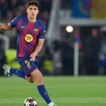 Barcelona tem zagueiro expulso e vê Atlético abrir vantagem na Champions