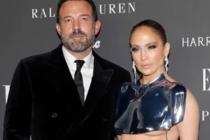 Ben Affleck abre mão de mansão milionária e dá sua parte a J.Lo