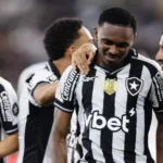 Botafogo estreia na Copa Sul-Americana diante do Caracas sob o comando de Franclim Carvalho