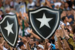 Botafogo volta a sofrer transfer ban da Fifa por dívida milionária