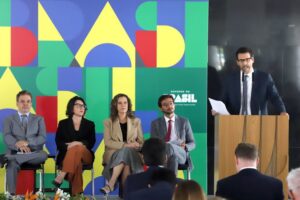 Brasil cria protocolo para combater violência contra jornalistas