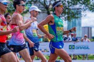 Caio Bonfim e equipe feminina conquistam bronze no Mundial de Marcha