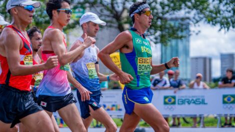 Caio Bonfim e equipe feminina conquistam bronze no Mundial de Marcha