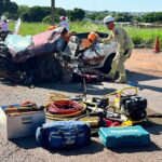 Câmera flagra acidente grave entre picape e carreta Contorno Sul