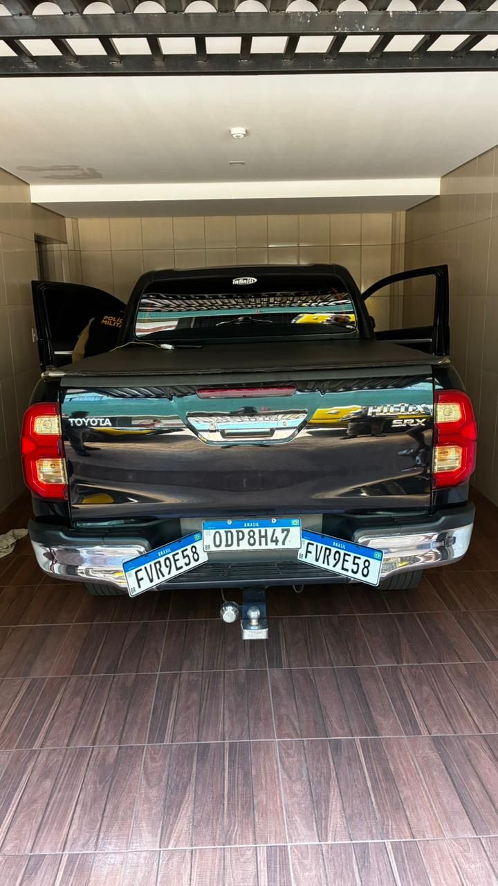 Casal é preso em motel em Paiçandu com caminhonete furtada horas antes em Maringá