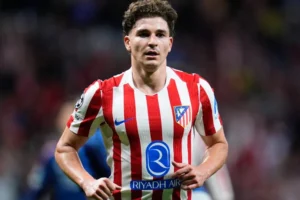 Com um pênalti para cada lado, Atlético e Arsenal empatam em primeiro duelo