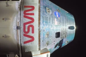 Comandante da Artemis 2 diz que pousaria na Lua se tivesse um módulo