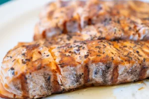 Comer peixe é mesmo bom para a saúde? Perigos e benefícios