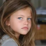 Como está hoje a menina que já foi chamada de mais bonita do mundo